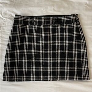 LOFT Black and White Plaid Skirt